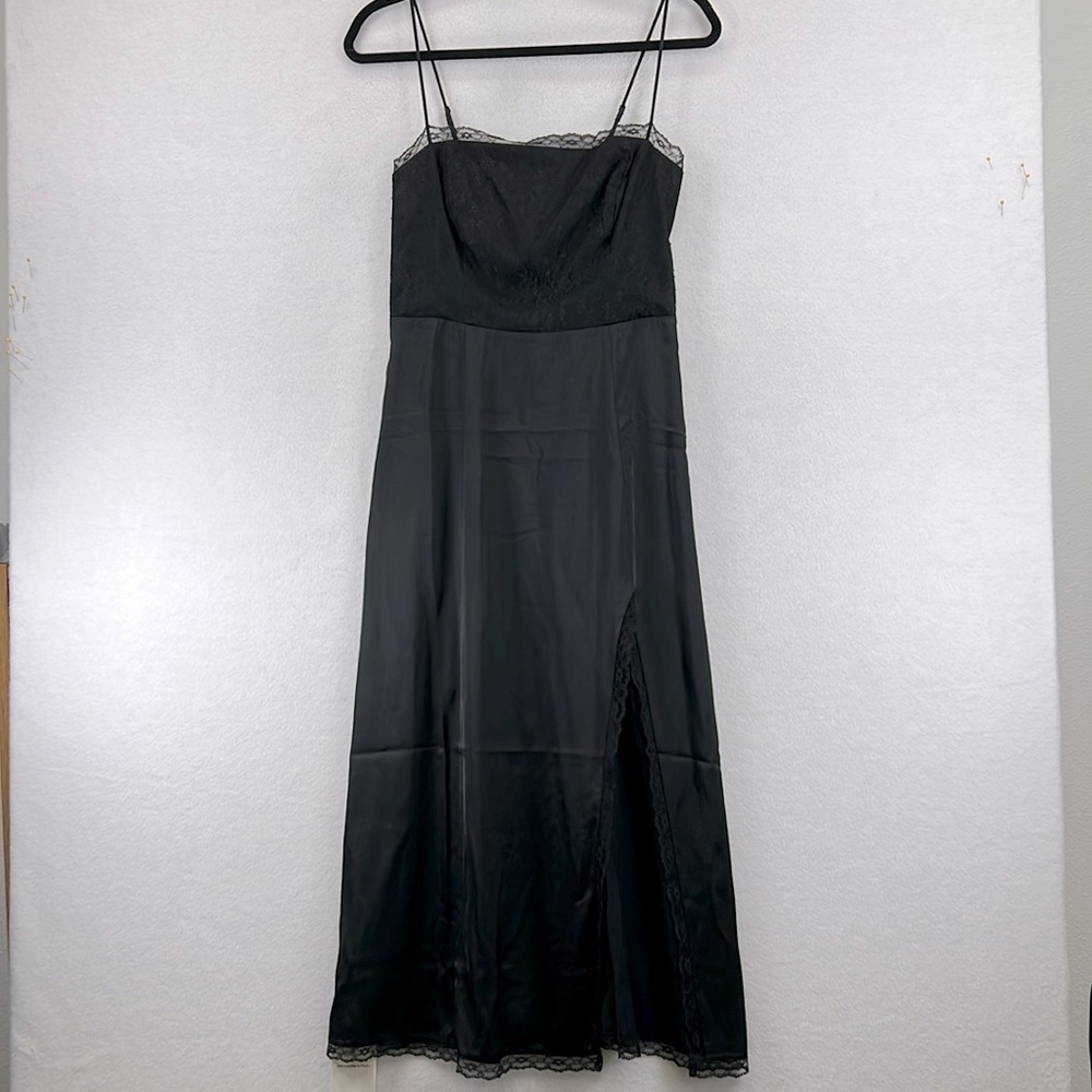 NWT Abercrombie & Fitch Formal Dress Size S Black Lace & Satin Chic Elegant Prom